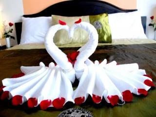 Casa Bonita Guest House Patong Bagian luar foto